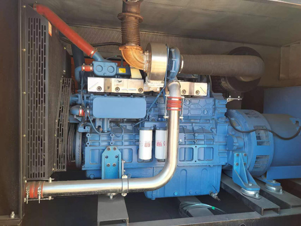 曾都柴油发电机组一般有几种电压输出？