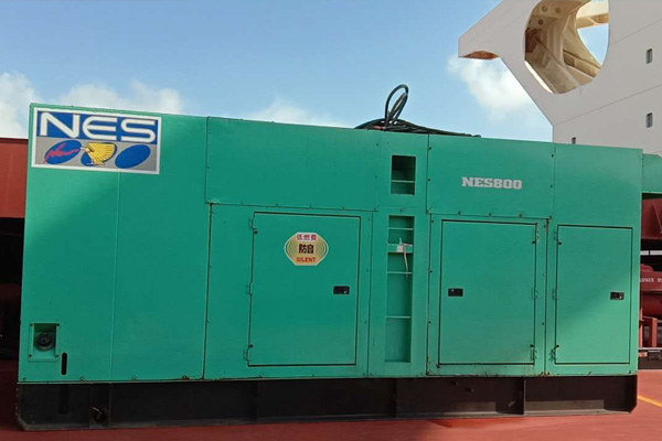 曾都如何检测发电机组中性点接地是否良好？