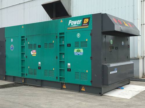 曾都如何判断发电机组防冻液的质量是否下降？